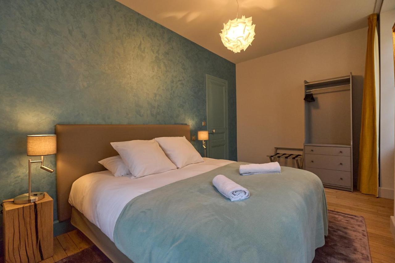 Appartement Montagnon - Les Suites Du Palais - Classe 4 Etoiles, Parking Prive, Vue Cathedrale, 3 Chambres, Primo C0Nciergerie Nevers Bagian luar foto