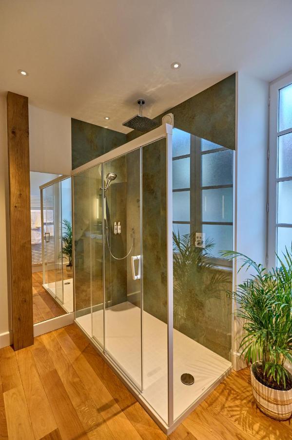 Appartement Montagnon - Les Suites Du Palais - Classe 4 Etoiles, Parking Prive, Vue Cathedrale, 3 Chambres, Primo C0Nciergerie Nevers Bagian luar foto