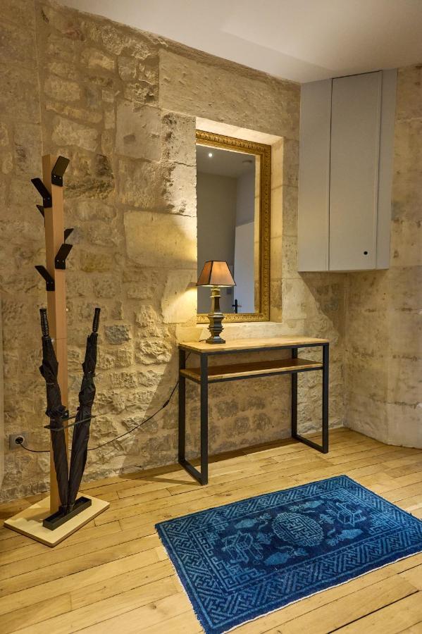 Appartement Montagnon - Les Suites Du Palais - Classe 4 Etoiles, Parking Prive, Vue Cathedrale, 3 Chambres, Primo C0Nciergerie Nevers Bagian luar foto